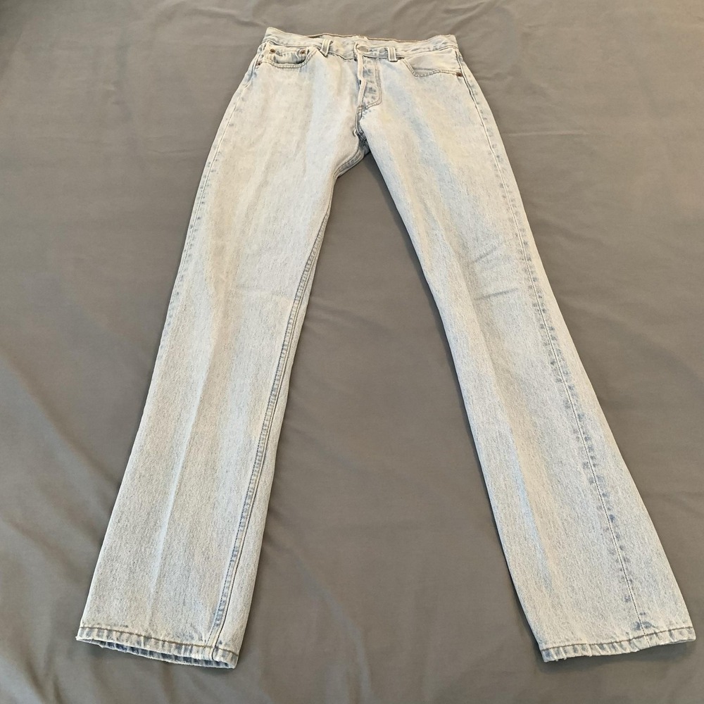 Vintage Levis 501 Jeans Mens 30x34 Blue Light Wash Straight Denim USA 90s